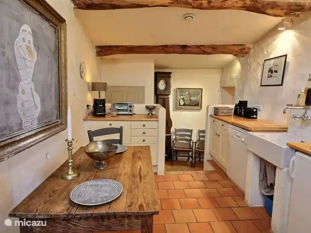 La Cour Verte | France, Vaucluse, Le Barroux - maison de vacances La cuisine au deuxième étage