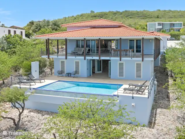 Villa Blue Oasis huren in Curaçao, Banda Abou (west), Coral Estate, Rif St.Marie - villa Deze villa is geschikt voor 6 personen.