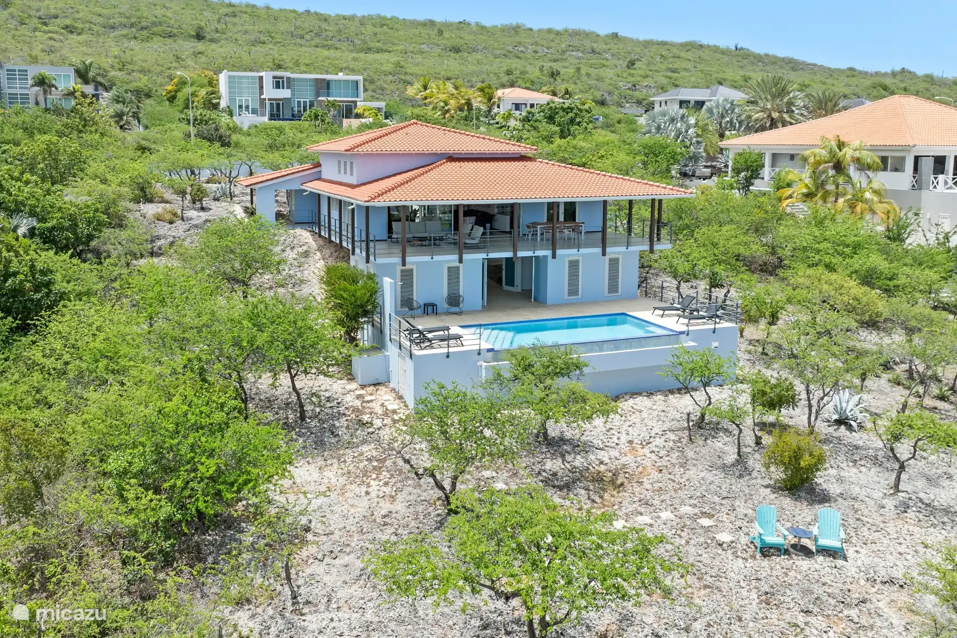 Die Villa Blue Oasis ist eine Villa nur für Erwachsene für 6 Personen in der begehrten Gegend von Coral Estate.