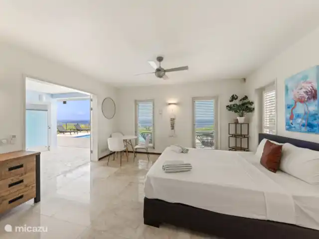 Villa Blue Oasis huren in Curaçao, Banda Abou (west), Coral Estate, Rif St.Marie - villa Slaapkamer 2 gelegen op de begane grond, direct toegang tot zwembad.