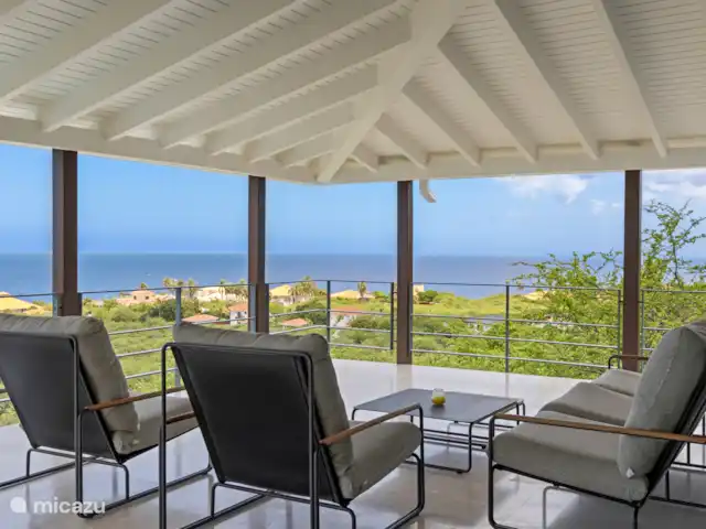 Villa Blue Oasis huren in Curaçao, Banda Abou (west), Coral Estate, Rif St.Marie - villa Prachtig uitzicht vanuit de porch.