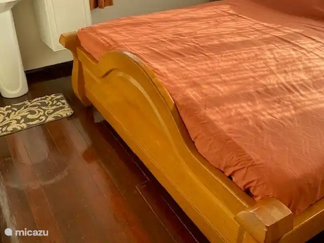 Location de Vacances Suriname, Paramaribo, Paramaribo, maison de vacances - Maison Mendes Appartement à l’étage. chambre 1