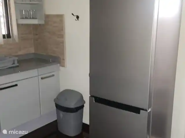 Location de Vacances Suriname, Paramaribo, Paramaribo, maison de vacances - Maison Mendes Appartement à l’étage. Cuisine en 2024