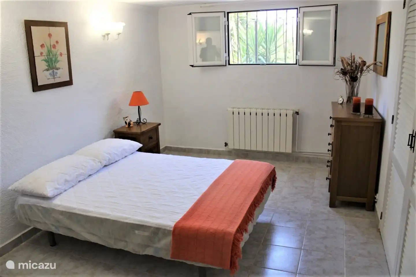 Bedroom 4 in downstairs area
With space for a cot