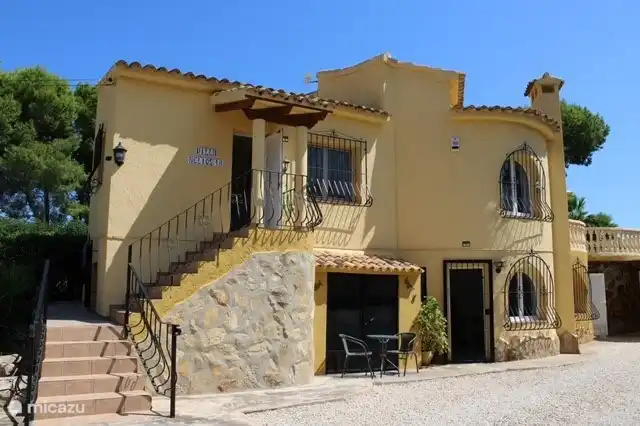 The entrance to the villa