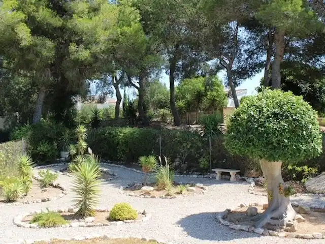 Location de Vacances Espagne, Costa Blanca, Moraira, villa - Villa Hélios Beau grand jardin avec beaucoup de verdure