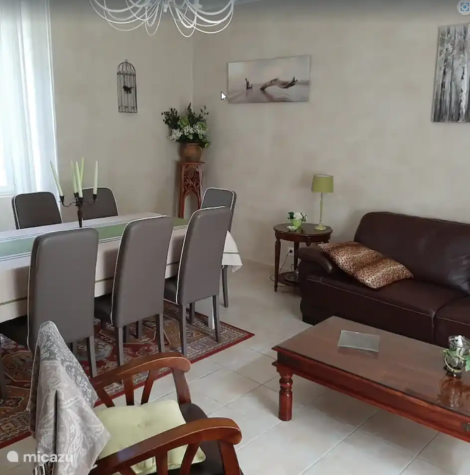 Das Wohn- und Esszimmer