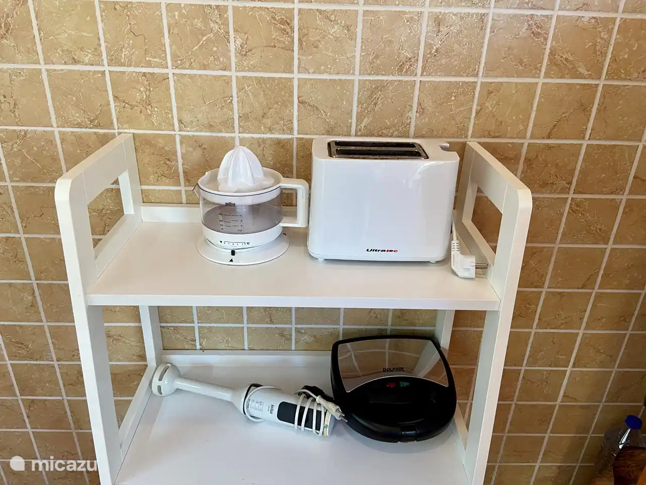 La cuisine est entièrement équipée