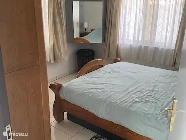 Location de Vacances Suriname, Paramaribo, Paramaribo, maison de vacances - Mendes House Appartement au rez-de-chaussée grande chambre