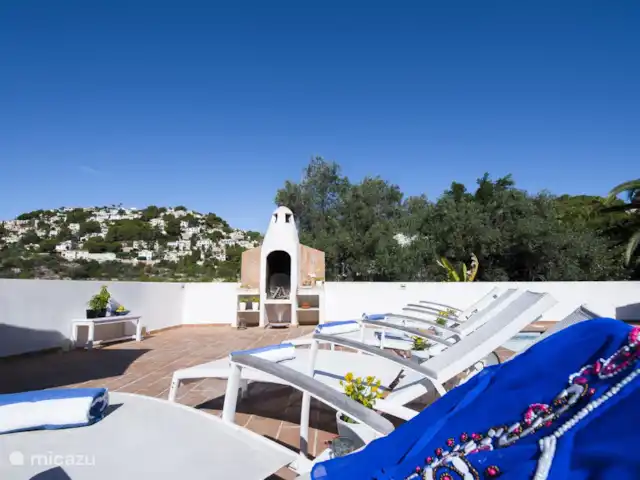 Villa Alexandra | Espagne, Costa Blanca, Benissa - villa Beaucoup de transats autour de la piscine privée.