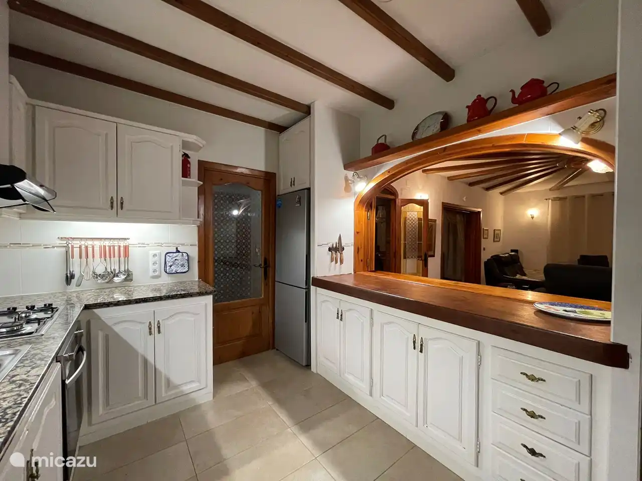 Küche mit Frühstückstheke