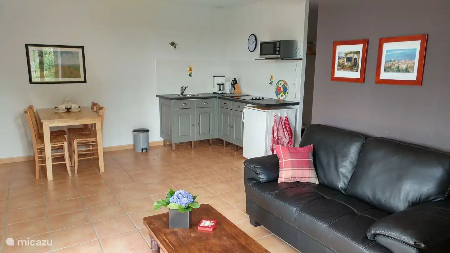 Mille Joys in France, Corrèze, Saint-Pardoux-Corbier - Apartment