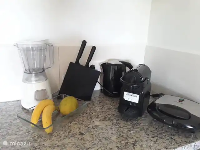 Location de Vacances Curaçao, Curaçao-Centre, Blue Bay, appartement - Casa Rosa Curaçao mixeur, grille-pain et machine à café à capsules disponibles