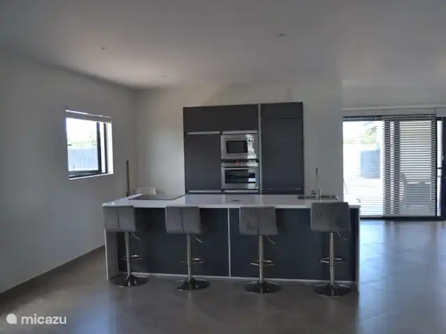 Villa Solan | Curaçao, Banda Abou (ouest), Big Mountain - villa Cuisine ouverte avec îlot de cuisson