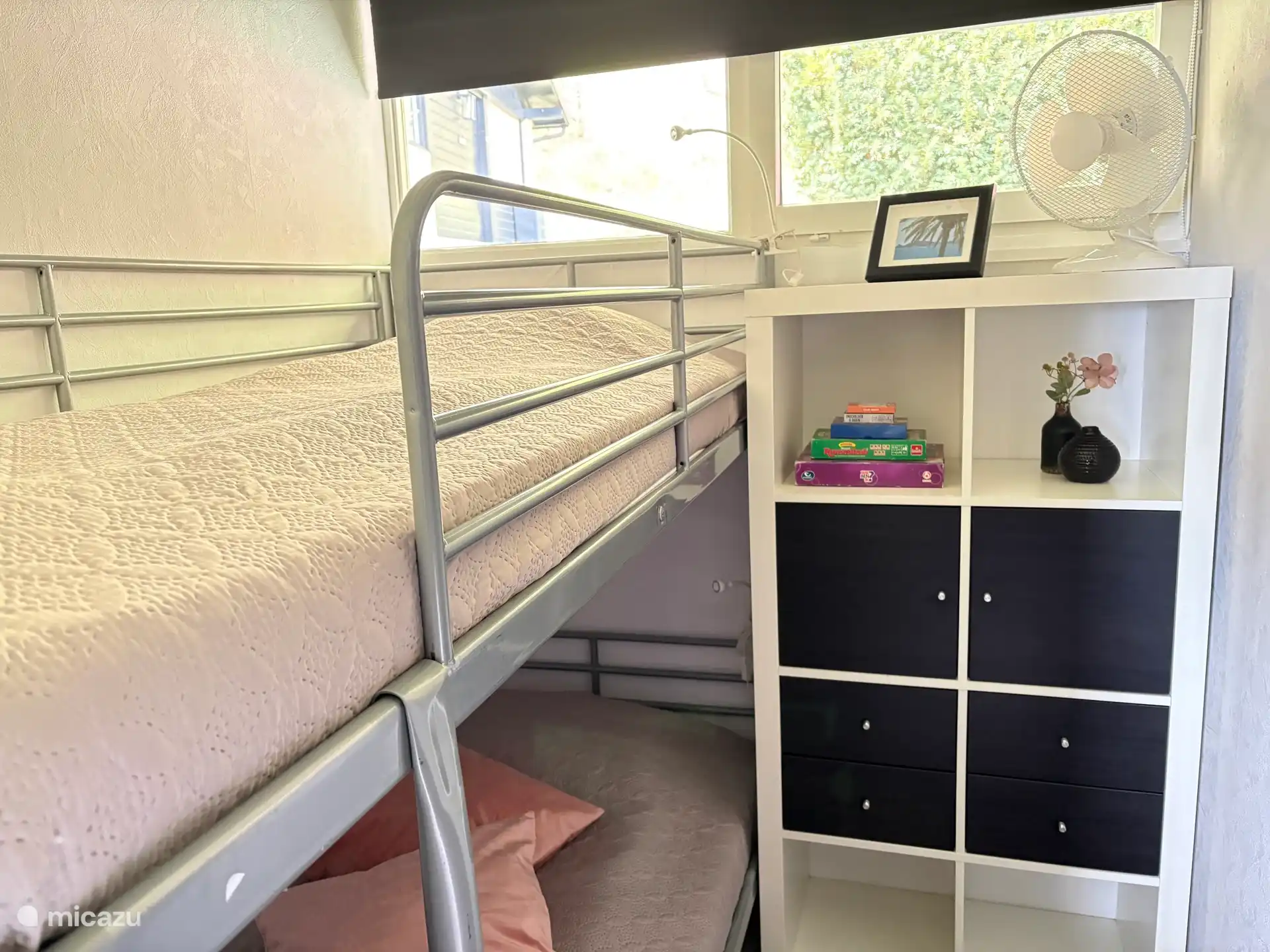 slaapkamer 2 
90 x 200