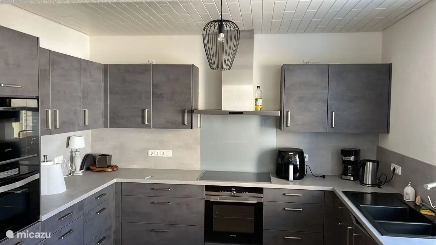 Küche von Het Voorhuis Beuren