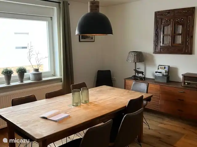 Maison Familiale Spacieuse - Près de Cochem | Allemagne, Eifel, Beuren - maison de vacances Table de salon de Het Voorhuis Beuren