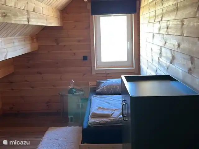 Casa de vacaciones Eifel cerca de Cochem en Alemania, Eifel, Wagenhausen - cabaña de madera Dormitorio casa azul en Wagenhausen, Eifel, Alemania