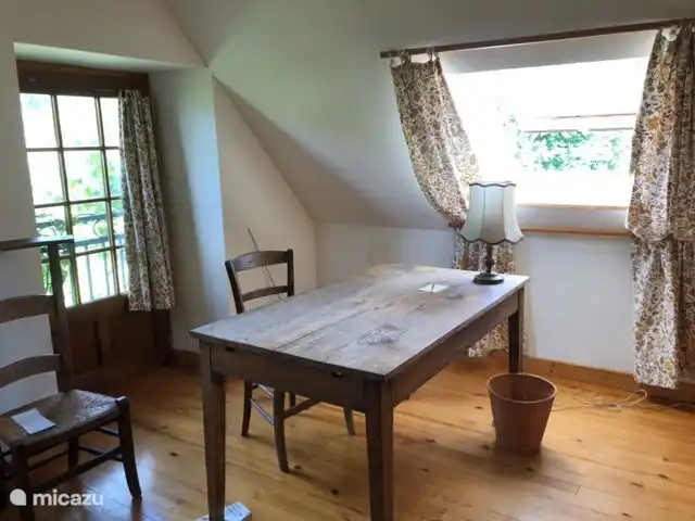 Location de Vacances France, Nièvre, Luzy, manoir / château - Les Champs Bézin