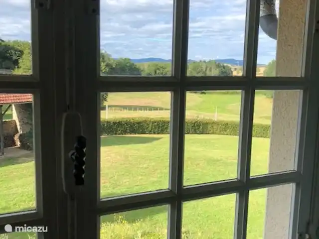 Location de Vacances France, Nièvre, Luzy, manoir / château - Les Champs Bézin
