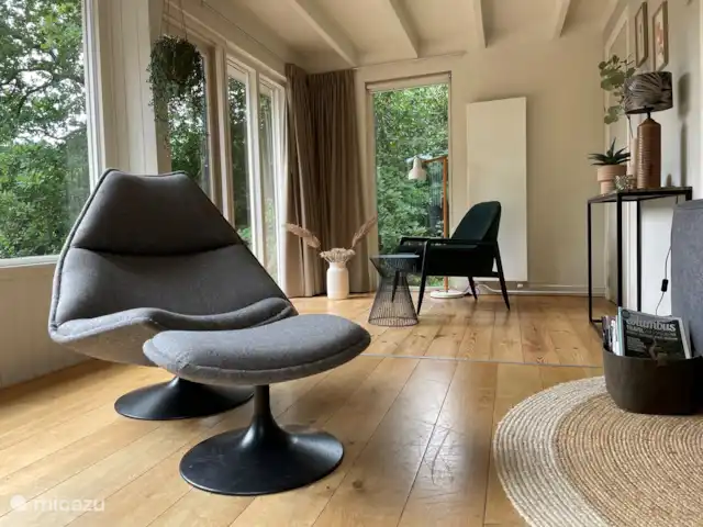 Location de Vacances Pays-Bas, Drenthe, Een, bungalow - Maison de vacances Kikker Salon spacieux avec poêle à bois