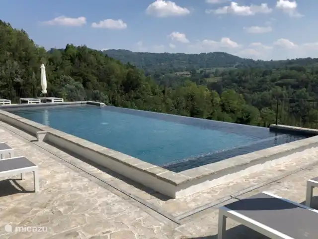 Maison Giuseppe | Italie, Piémont, Roascio-Cuneo - maison de vacances Piscine à débordement 5x13m.