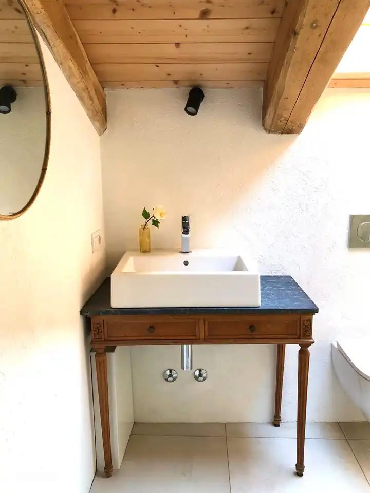 Badezimmer im ersten Stock.