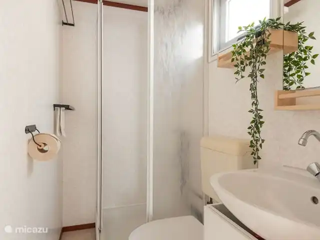 Chalet Nutter huren in Nederland, Overijssel, Nutter - chalet Nette en frisse badkamer