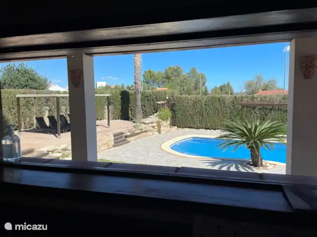 Casa de Naranjas, Montroy, Valencia | Espagne, Valence, Montroy - maison de vacances Belle vue de la cuisine sur la grande piscine