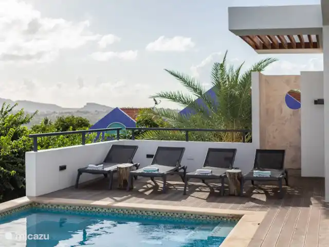 Villa de luxe, cuisine extérieure et piscine | Curaçao, Curaçao-Centre, Bottelier - villa transats