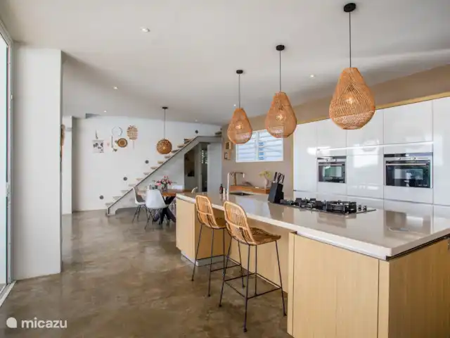 Villa de luxe, cuisine extérieure et piscine | Curaçao, Curaçao-Centre, Bottelier - villa cuisine ouverte