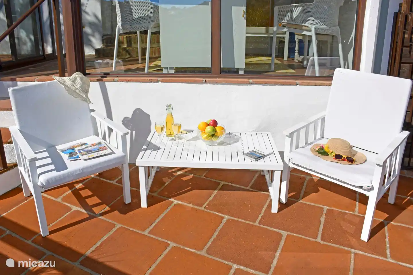 Verschiedene gemütliche Ecken zum Entspannen in Ihrem ganz privaten Paradies.