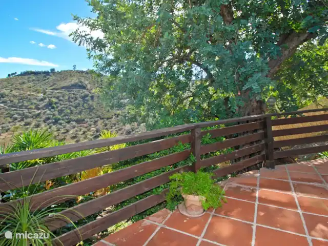 casa rural / cabaña en España, Costa del Sol, Comares – Casita Martín Disfrute de una hermosa vista.