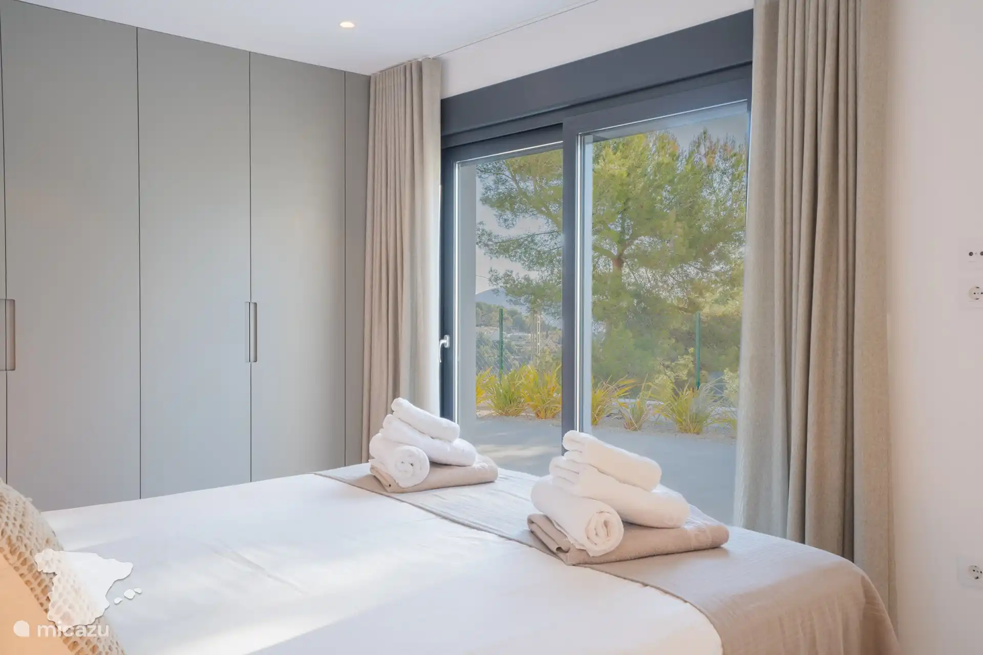 Dormitorio 2 con baño privado