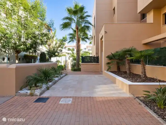 Location de Vacances Espagne, Costa del Sol, La Cala de Mijas, appartement - Casa TaJo Beaux jardins botaniques situés entre les complexes d'appartements.