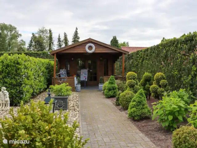 Location de Vacances Pays-Bas, Overijssel, Denekamp, maison de vacances - Maison de vacances De Sombeeck Jardin avec maison de jardin verrouillable et véranda