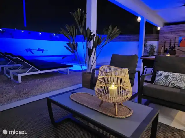 Mileo Apartamento Jan Thiel Curazao en Curazao, Banda Arriba (este), Jan Thiel - apartamento También por la noche junto a la piscina