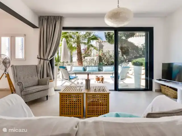 Casa La Colina en España, Costa Blanca, Benissa - villa Sala de estar y terraza nocturna