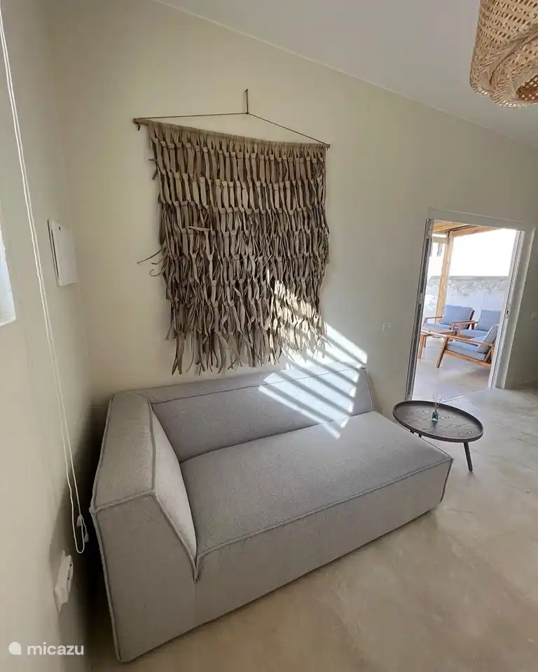 Schöne Sitzecke, falls Sie sich drinnen entspannen möchten.