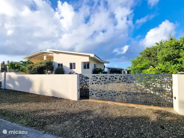 Villa con piscina y jacuzzi/Vista al mar en Curazao, Bandabou (oeste), Cas Abao - villa Villa Frontal de la Puerta