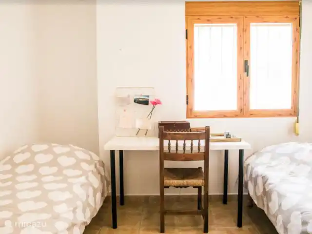 Maison Dabuti | Espagne, Costa Blanca, Benissa - villa Chambre avec deux lits simples.