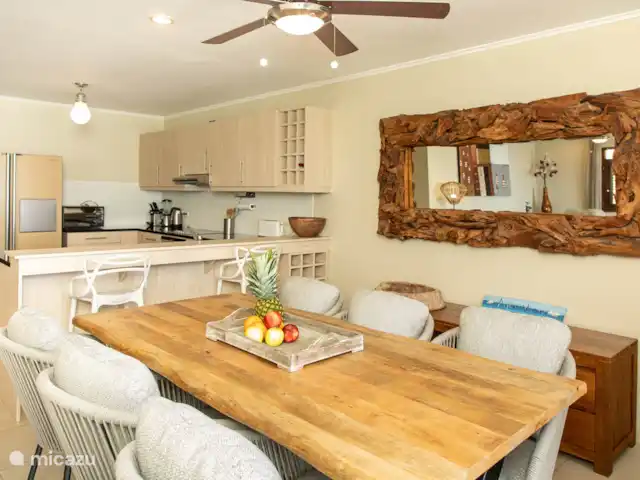 Élégance Aquaview | Bonaire, Bonaire, Kralendijk - appartement Table à manger avec cuisine