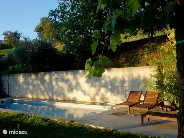 Casa Roman Chan | Italie, Marche, San Venanzo - villa Piscine le matin