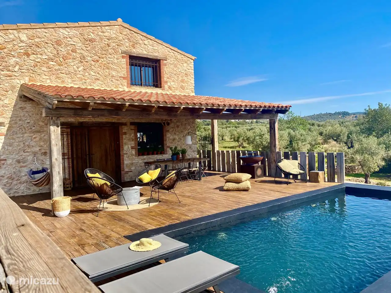 Rent La Casa del Campo in L'Ampolla, Catalonia. Micazu