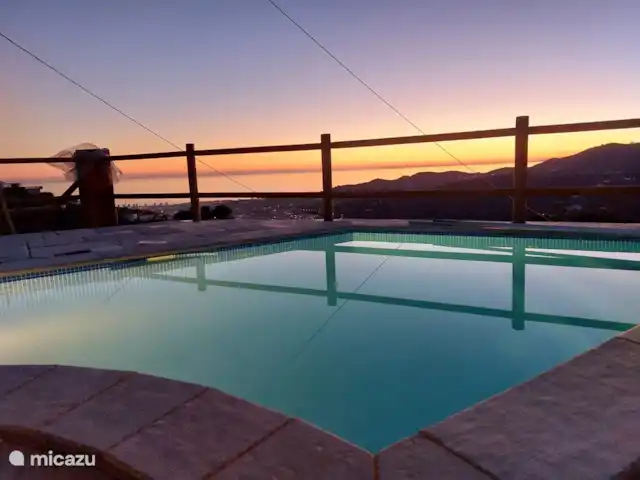 Cortijo el Mundo zee- en bergzicht huren in Spanje, Costa del Sol, Torrox - villa En genieten van de prachtige zon ondergangen