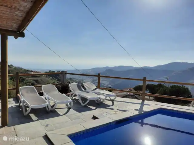 Cortijo el Mundo zee- en bergzicht huren in Spanje, Costa del Sol, Torrox - villa Zonnebaden bij het zwembad