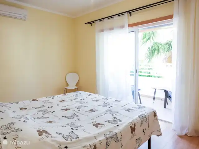 Casa Ananda met privé zwembad huren in Portugal, Algarve, Cabanas - villa Deze kamer heeft zowel vitrage, overgordijnen en rolluik.