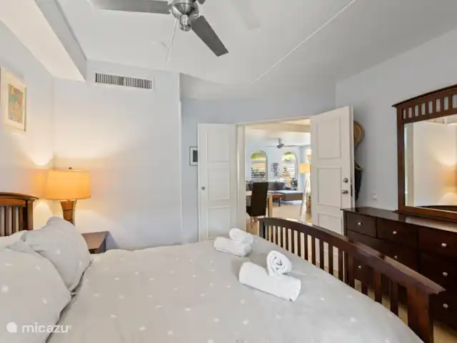 Beau Rivage 1 huren in Curaçao, Curacao-Midden, Willemstad - appartement Master slaapkamer