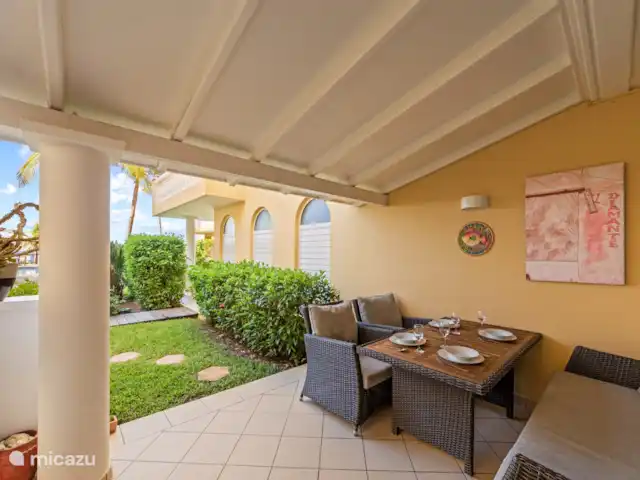 Beau Rivage 1 huren in Curaçao, Curacao-Midden, Willemstad - appartement Fijn terras met uitzicht