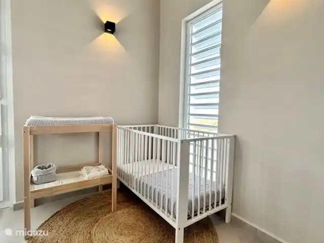Villa Rovah *PREMIUM* *COMPLEXE FERMÉ* | Curaçao, Banda Abou (ouest), Fontein - villa Les plus petits sont également pensés. Lit bébé disponible
